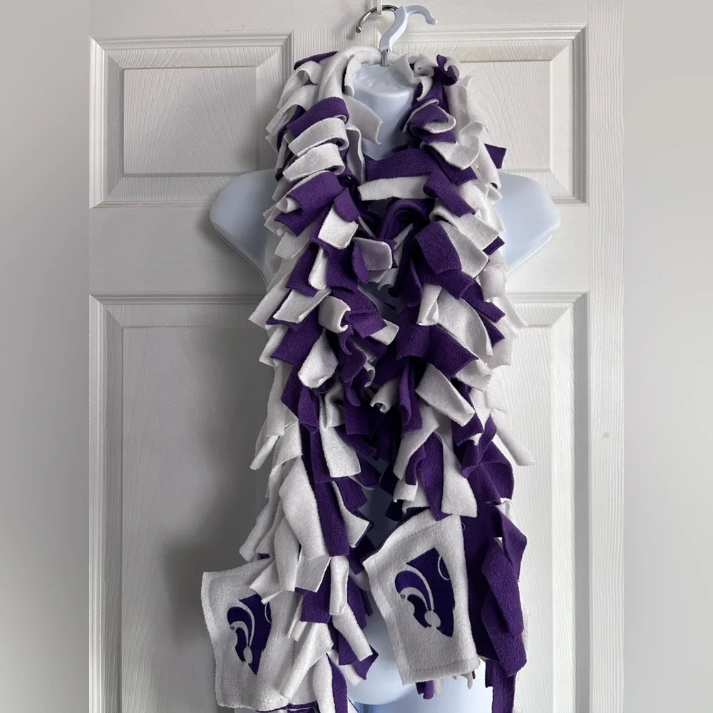 Kansas state fleece scarfs